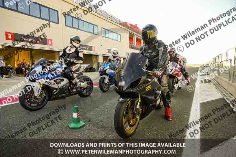 cadwell no limits trackday;cadwell park;cadwell park photographs;cadwell trackday photographs;enduro digital images;event digital images;eventdigitalimages;navarra;no limits trackdays;peter wileman photography;racing digital images;trackday digital images;trackday photos